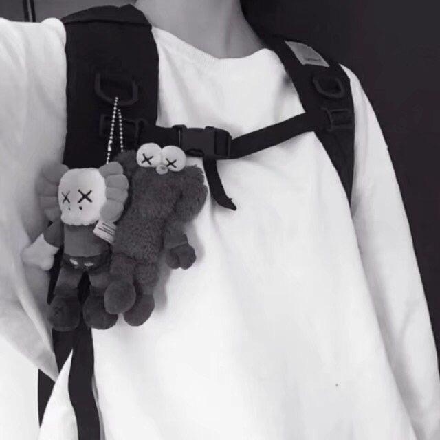 彭鱼晏.