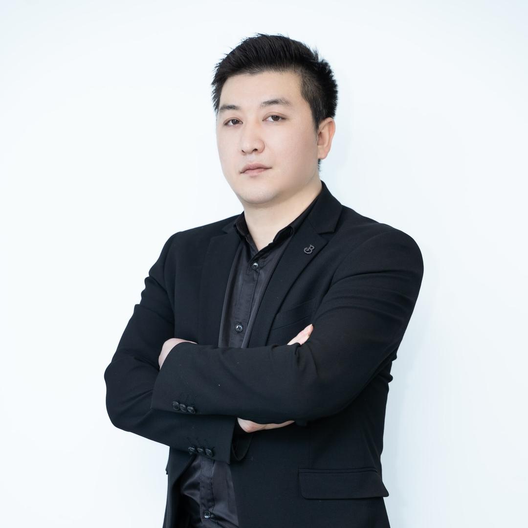 兜底哥（股东们收鸡蛋了）