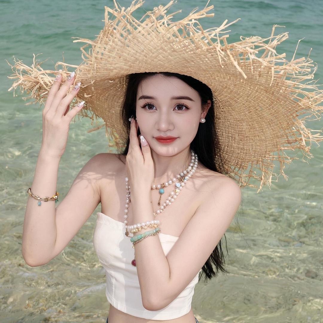 王 美丽