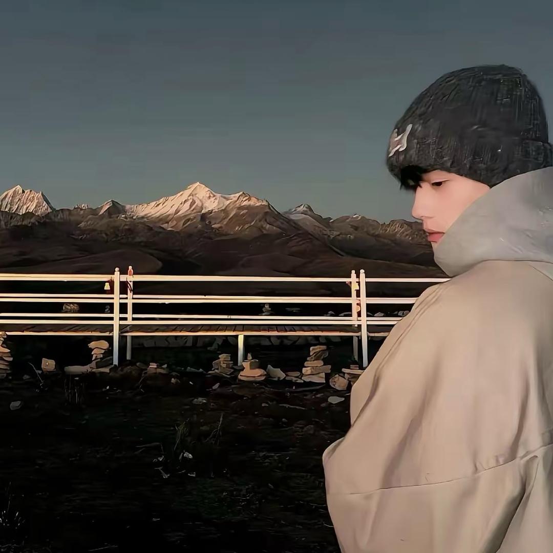 🎶阿拉泰