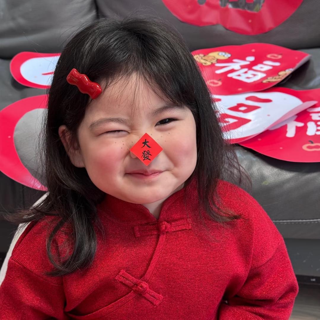 ʟ̆̈ᴜ̆̈ᴄ̆̈ᴋ̆̈ʏ̆̈