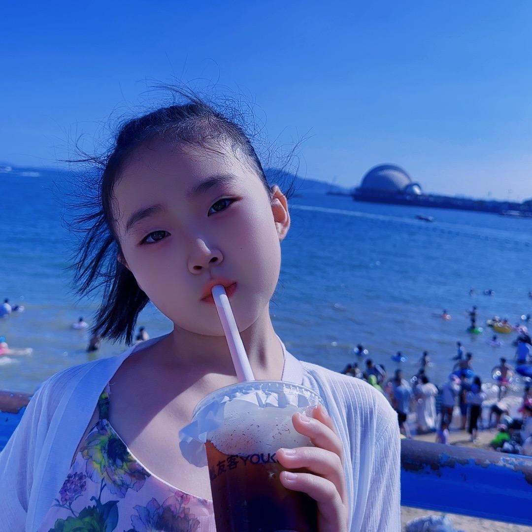 三春晖^O^寸草心