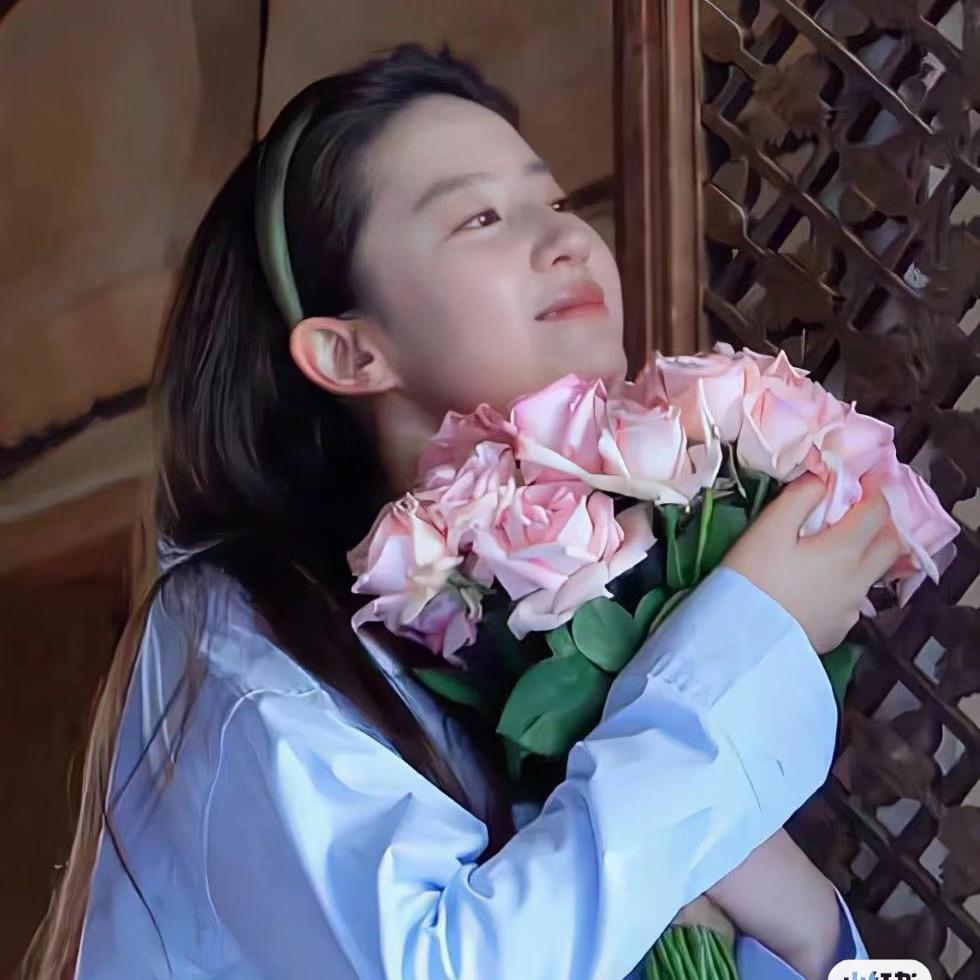 是ViVi呀🐰