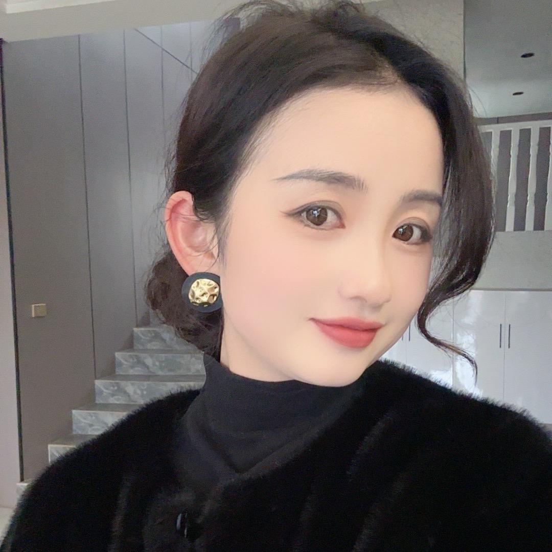 洋洋杨