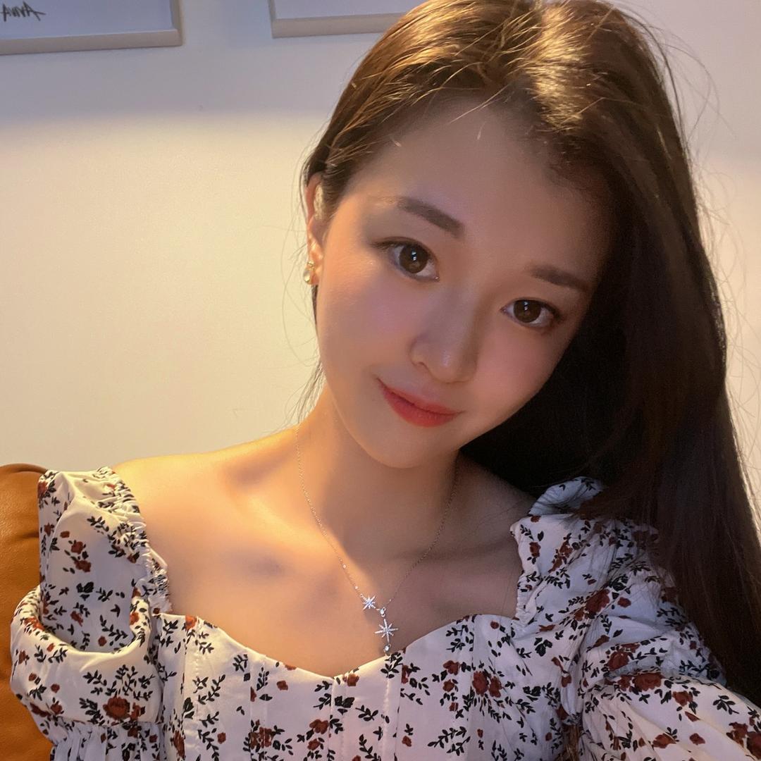 欣儿💗
