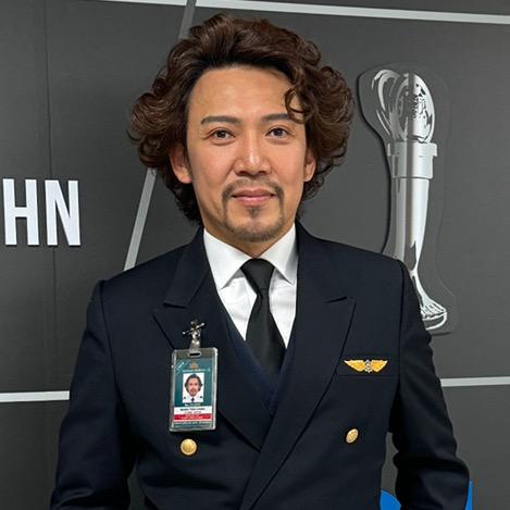 型男机长疯狂詹姆士