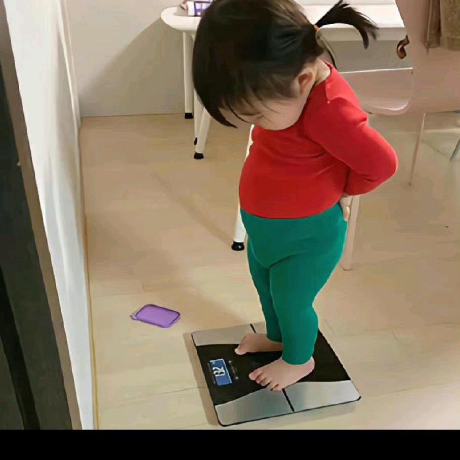 小胡在这