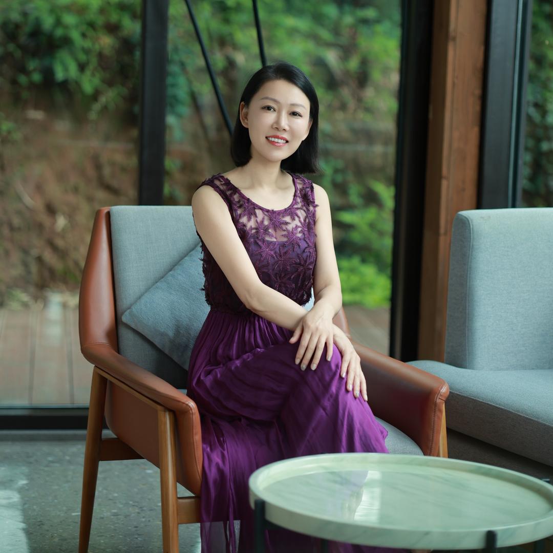 高新-雪莉院长专做问题性肌肤