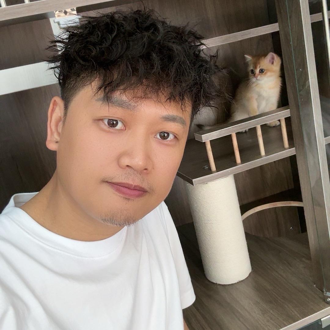福平街卖手机的。天天