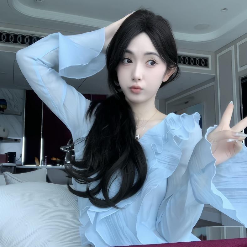 凡凡不烦🍟