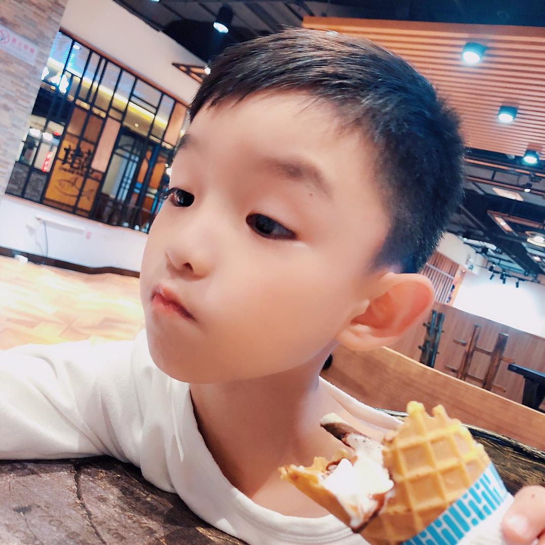 小硕王子🤴