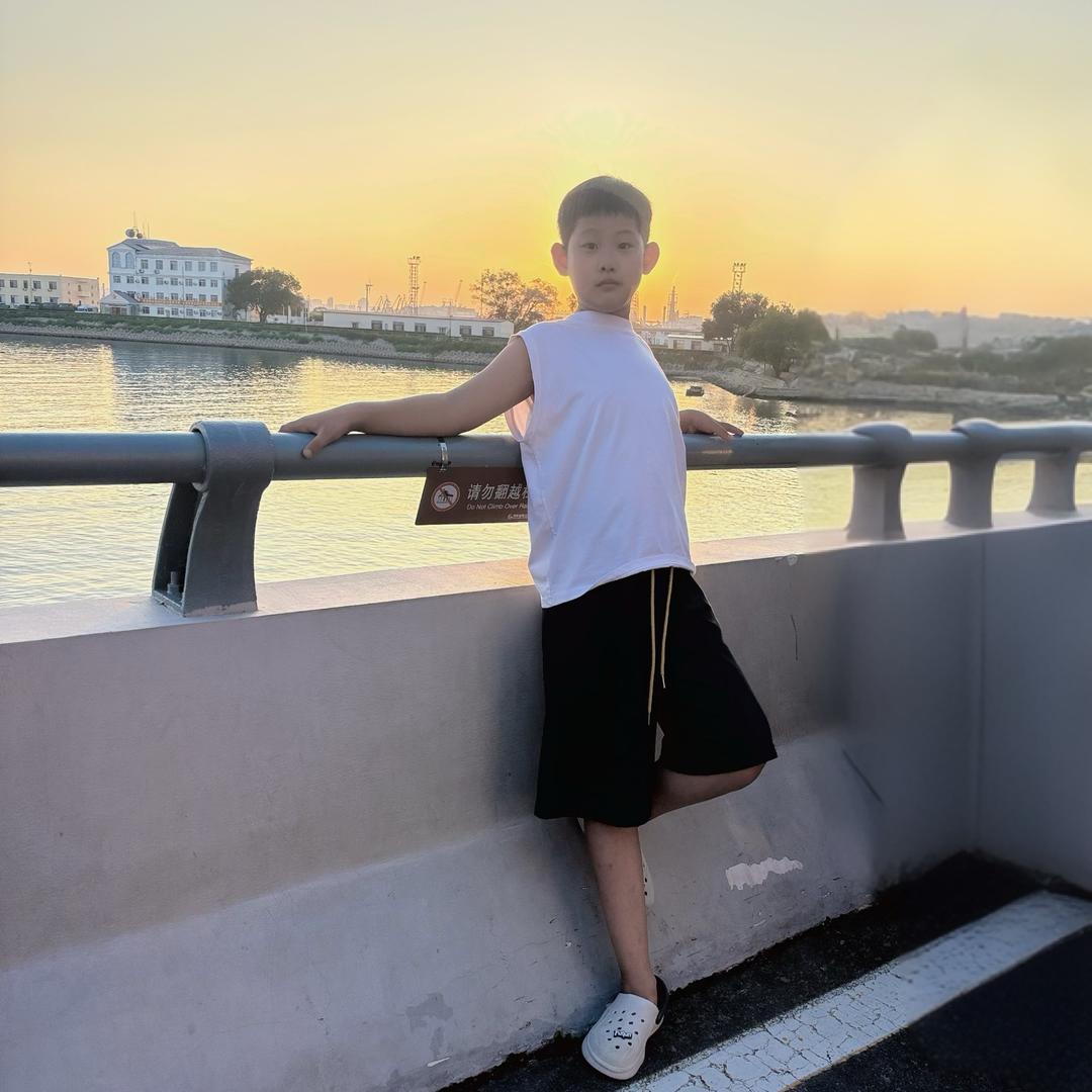 乐 一 昂  🪽