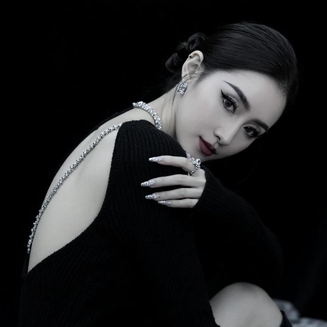 @云朵