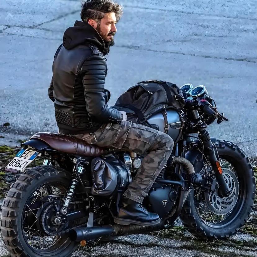 𝓓𝓮𝓶𝓸𝓷𝓼⚚