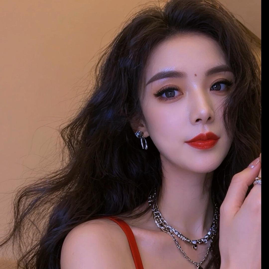 甘谷A芳红衣橱😘👗头像