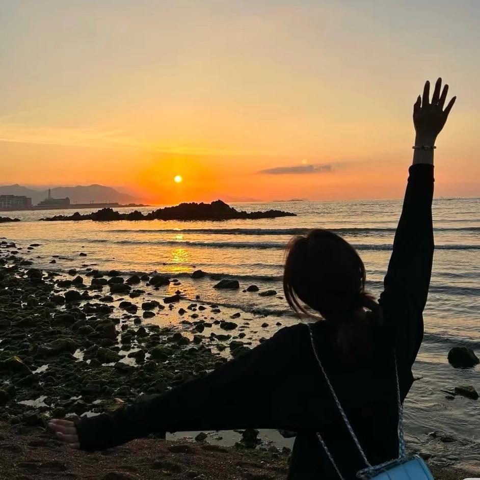是君君吖👱‍♀️