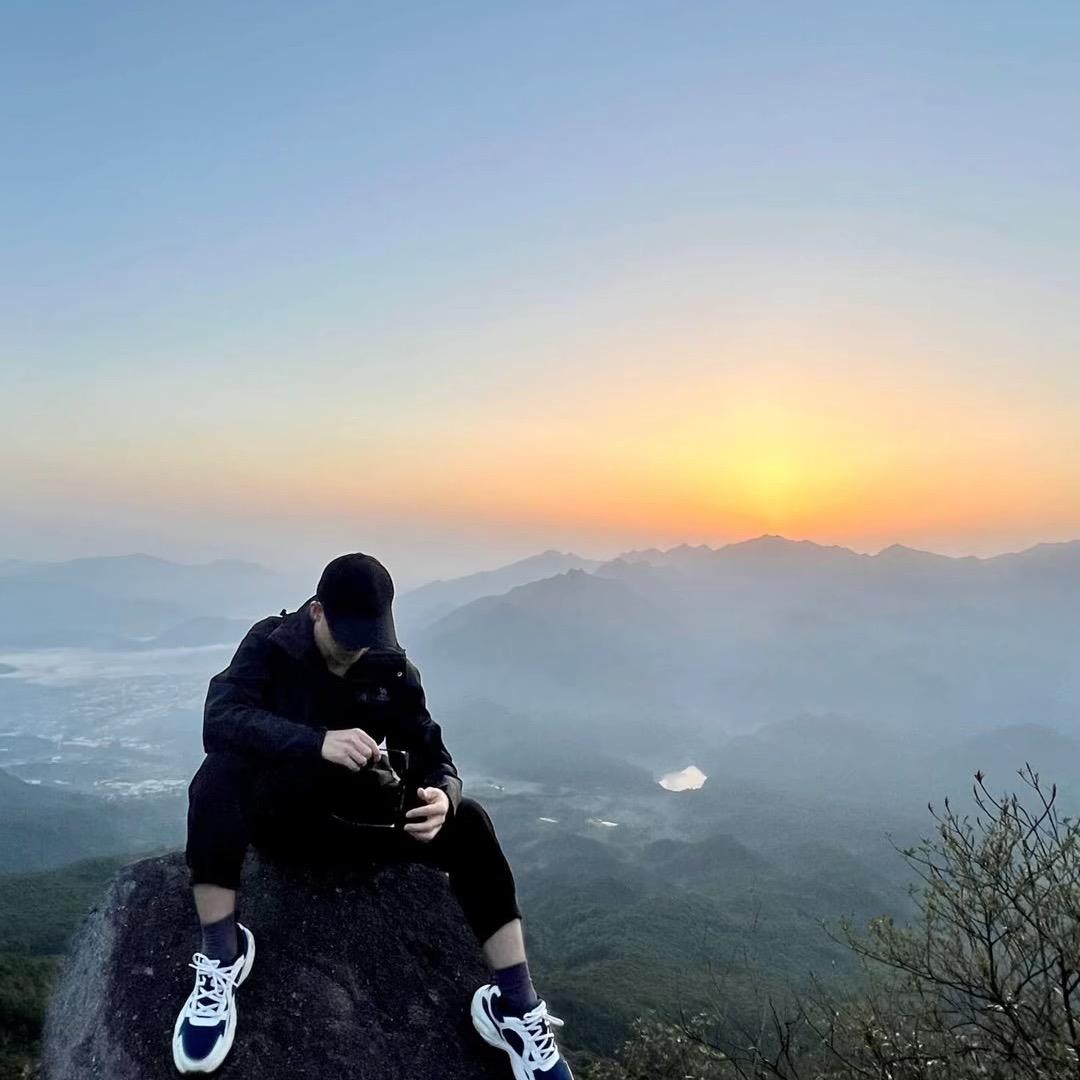 梦泽先生（环游世界）