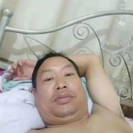 18岁纯情男大.