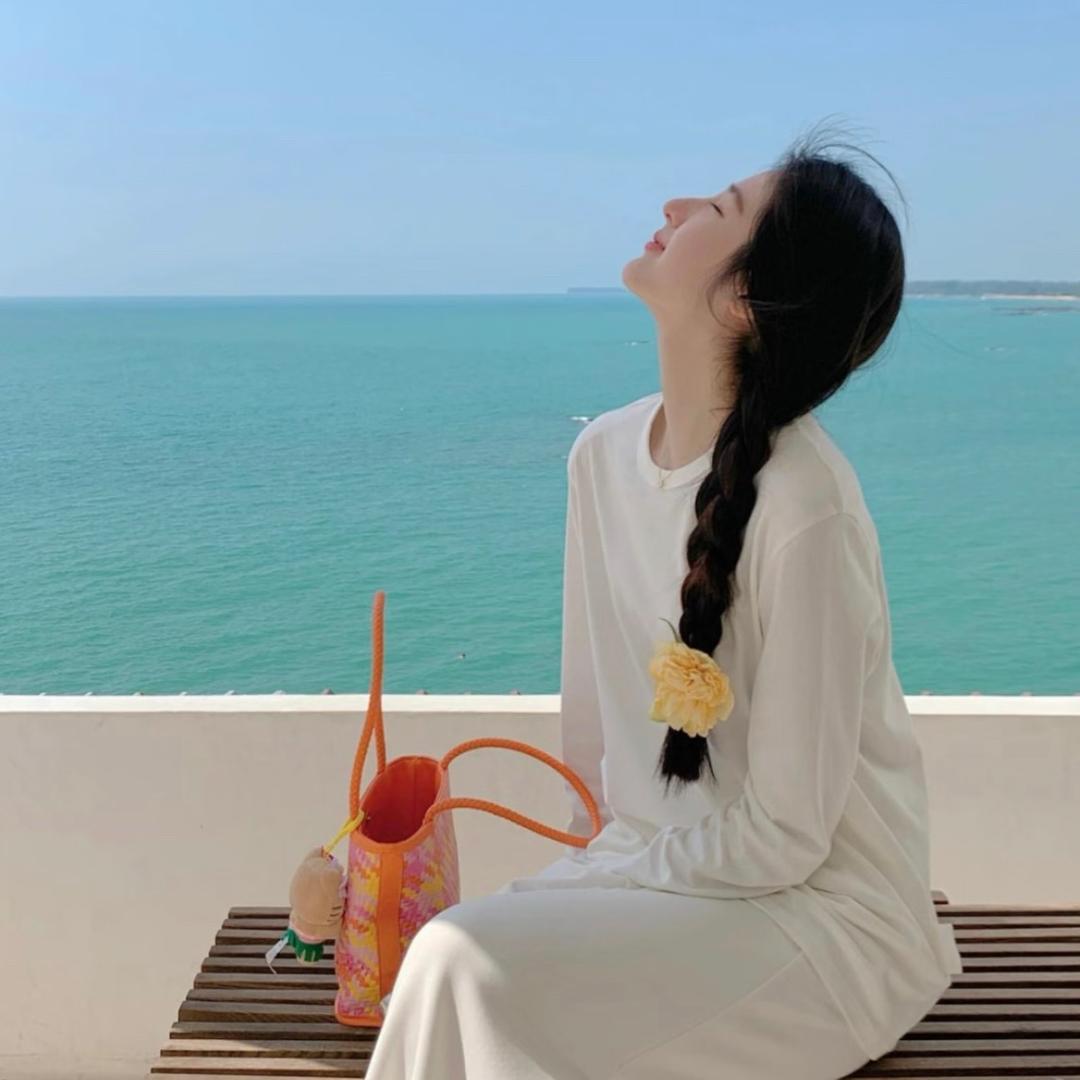 晚睡的小猫