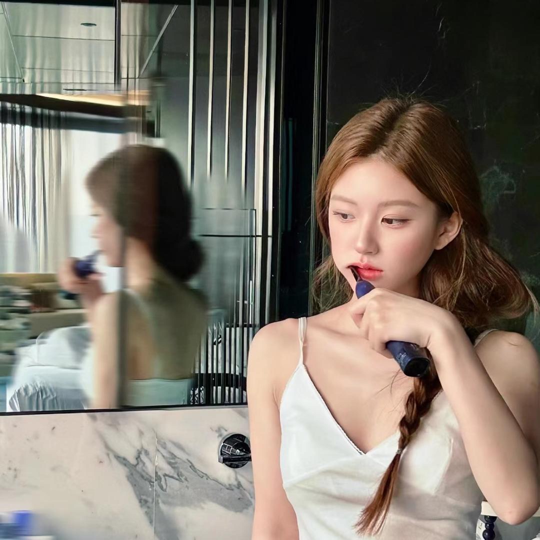 小H·