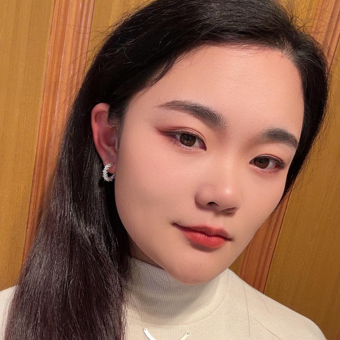 倩倩🙈