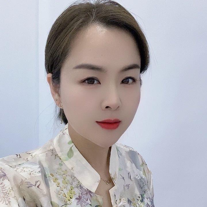 冯彦～秀颜悦色美容中心