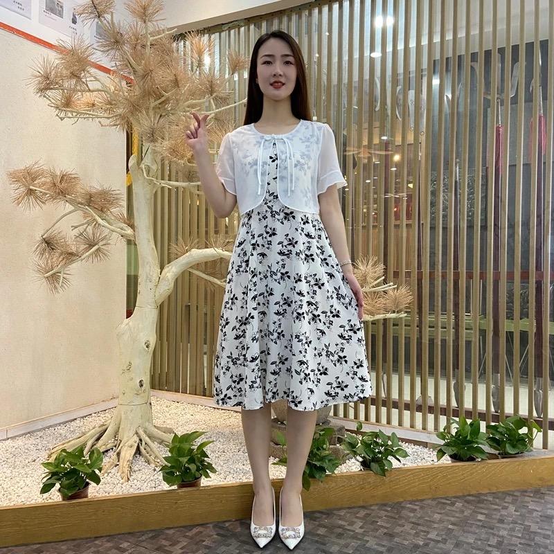 泠夫人服装商行