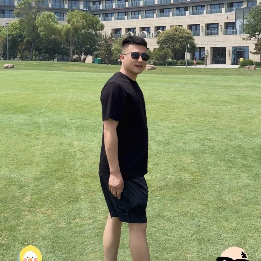 嘎个逼兜