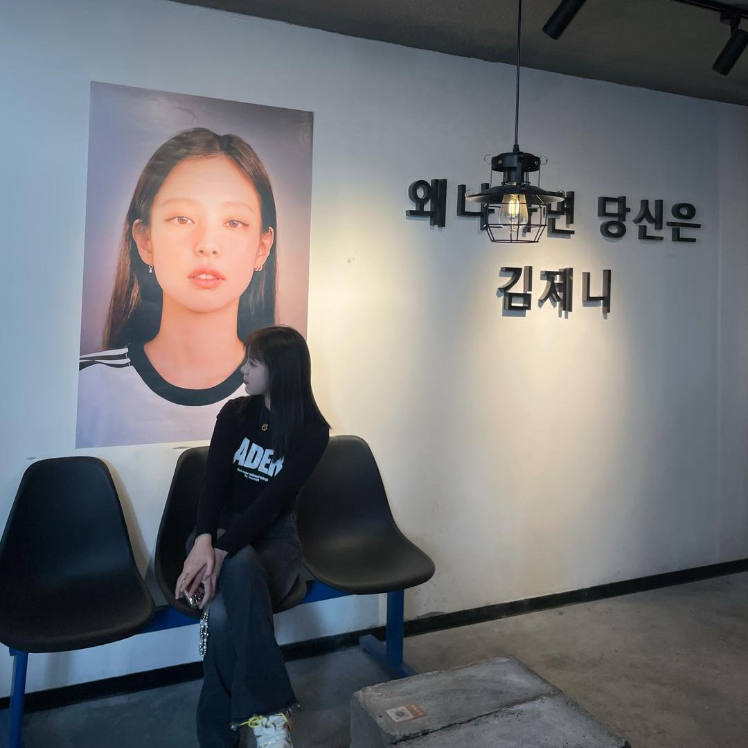 -岳晓M.