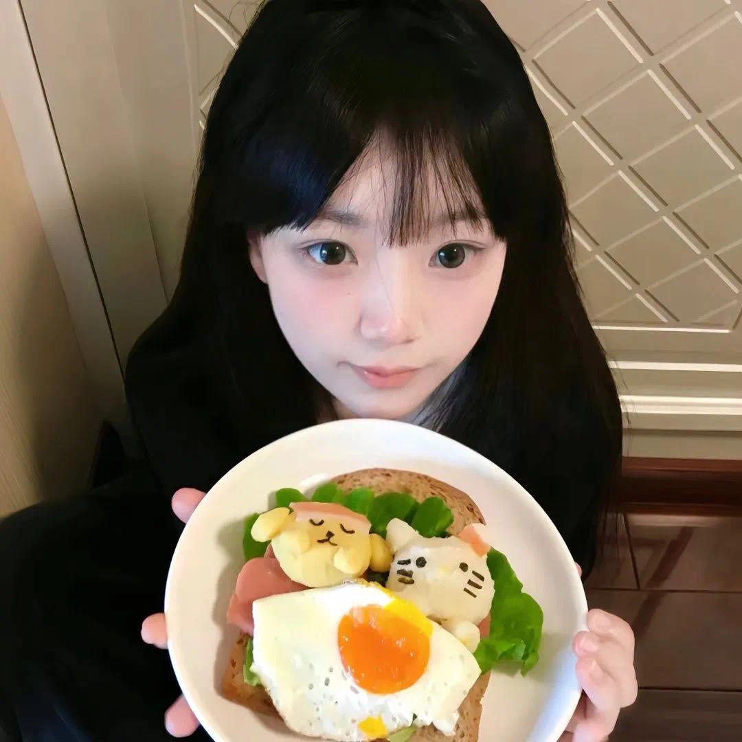 依依的衣橱👗
