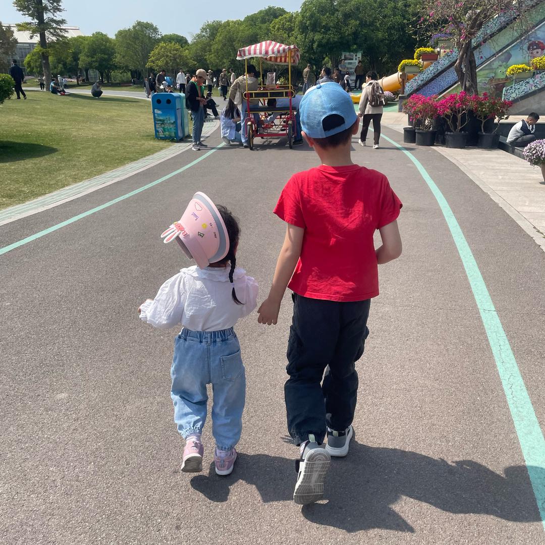 我是一只小小鱼