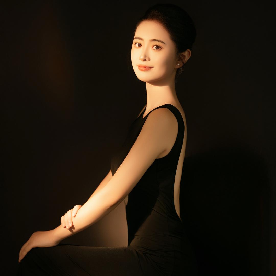 小表妹(12月18 19:00生日🎂)