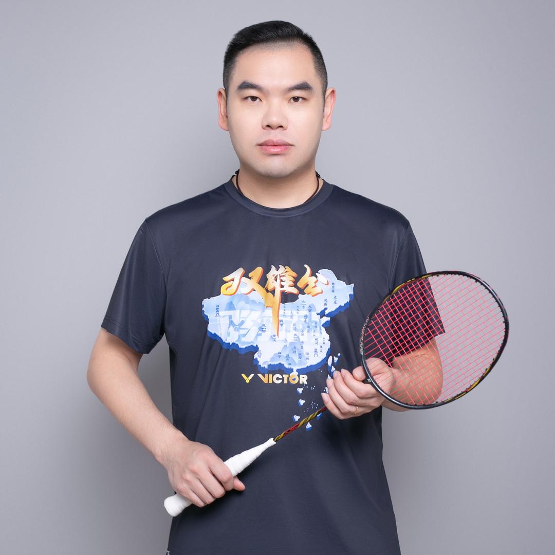 反手不太会的A哥🏸🏸🏸
