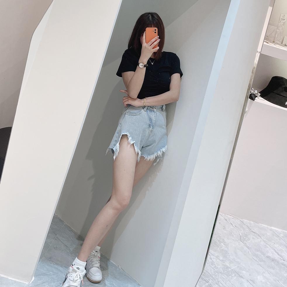 当然是周周🍀