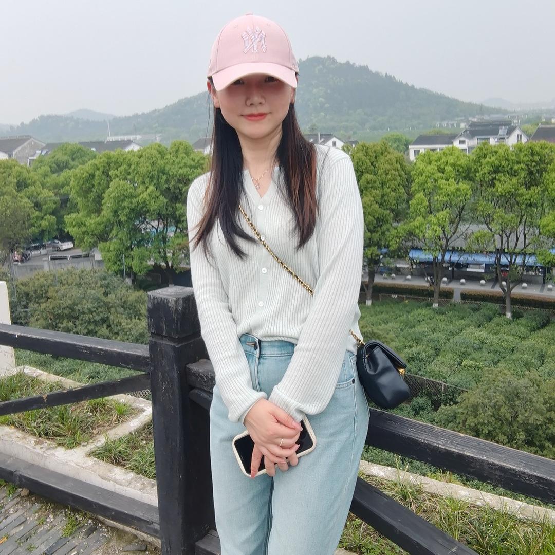 芮芮彤彤的妈妈