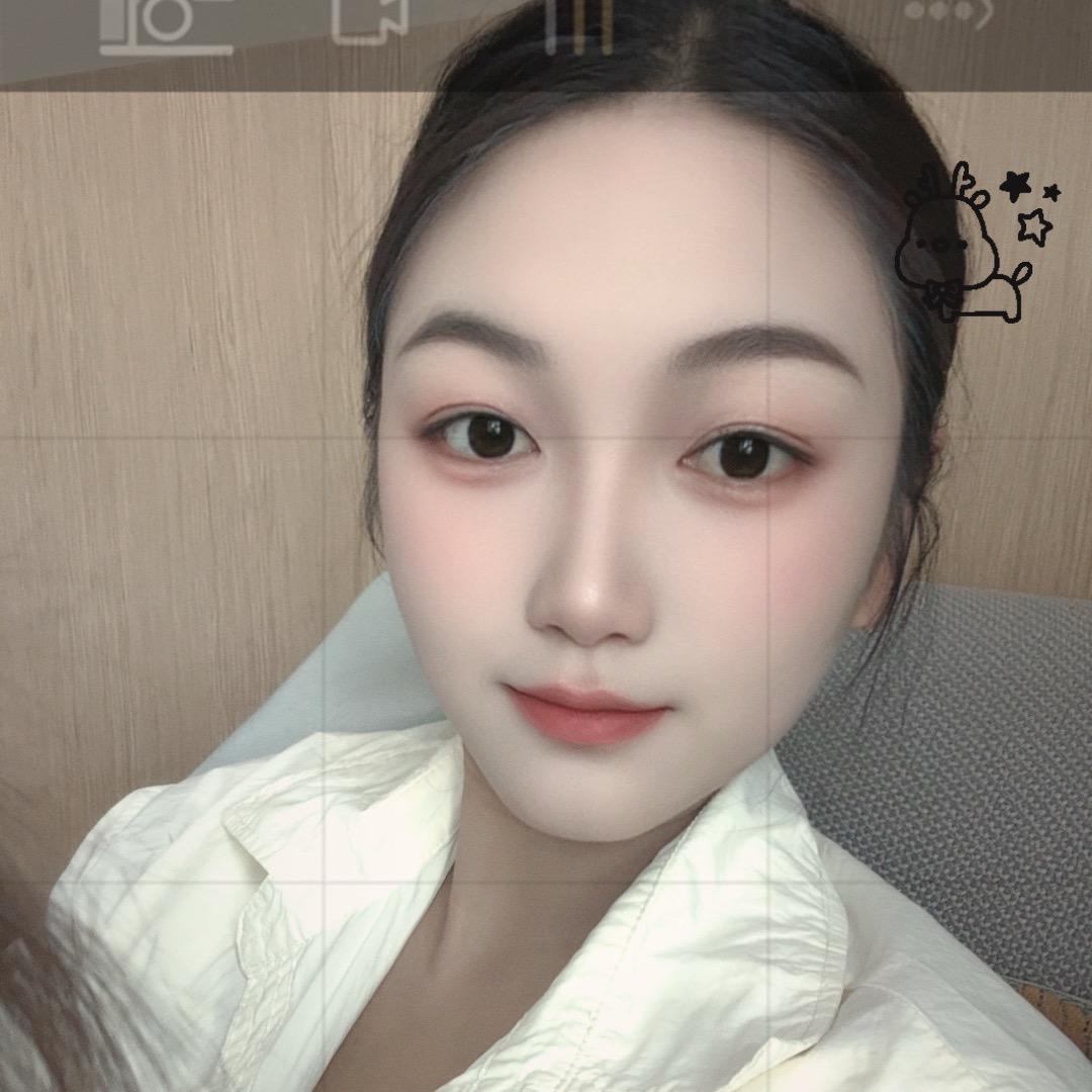 晨，䒩