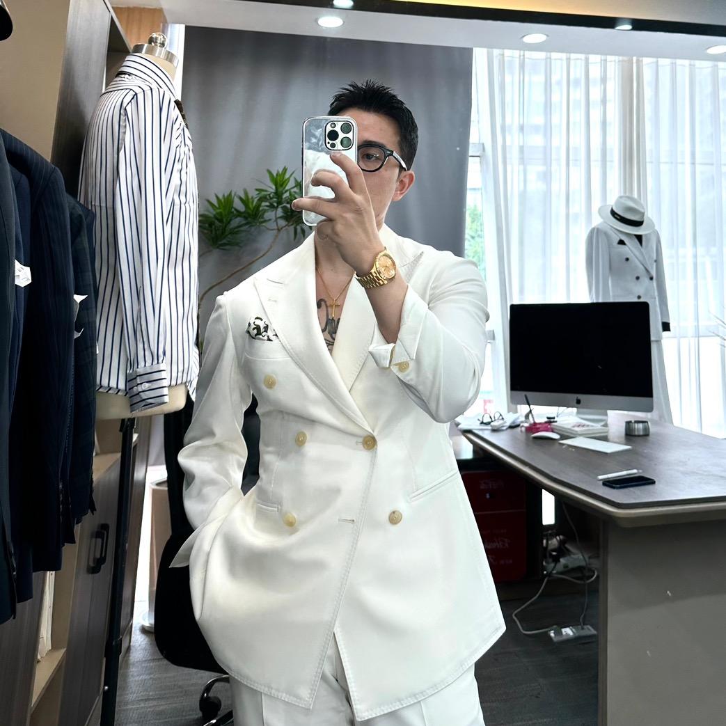 撑展男装旗舰店