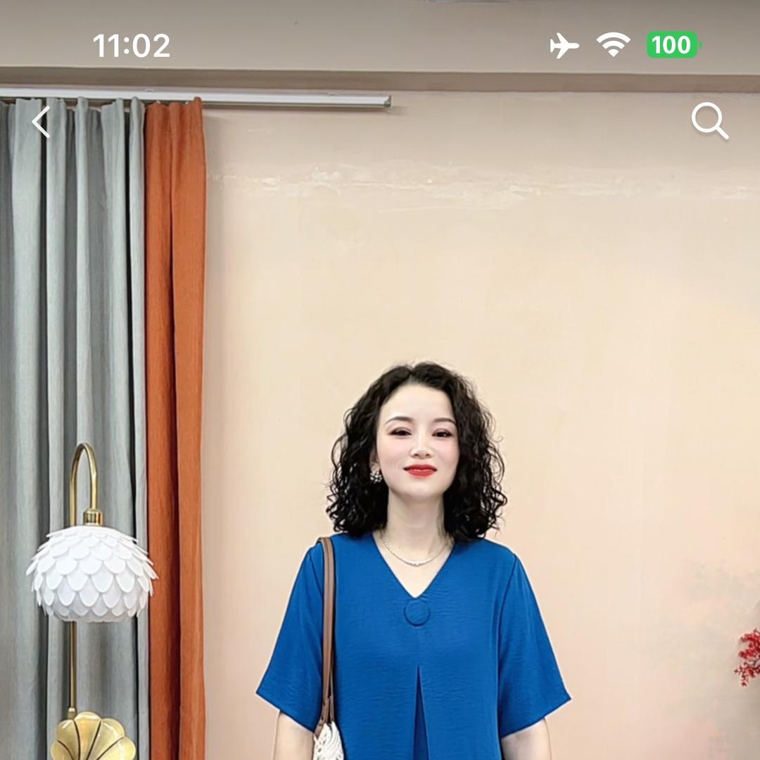 小梨时尚穿搭店