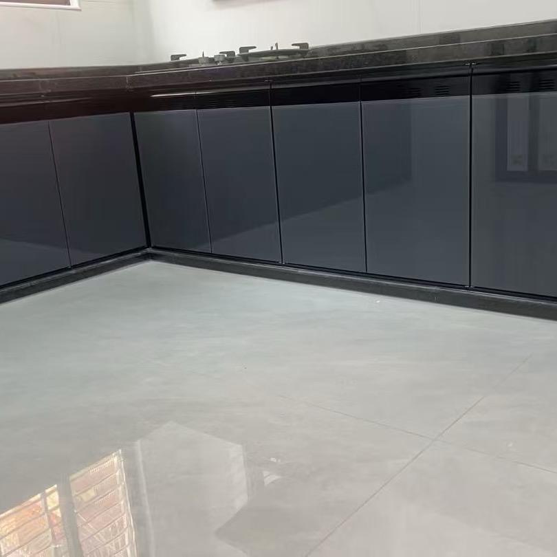 陆丰华庭橱柜门