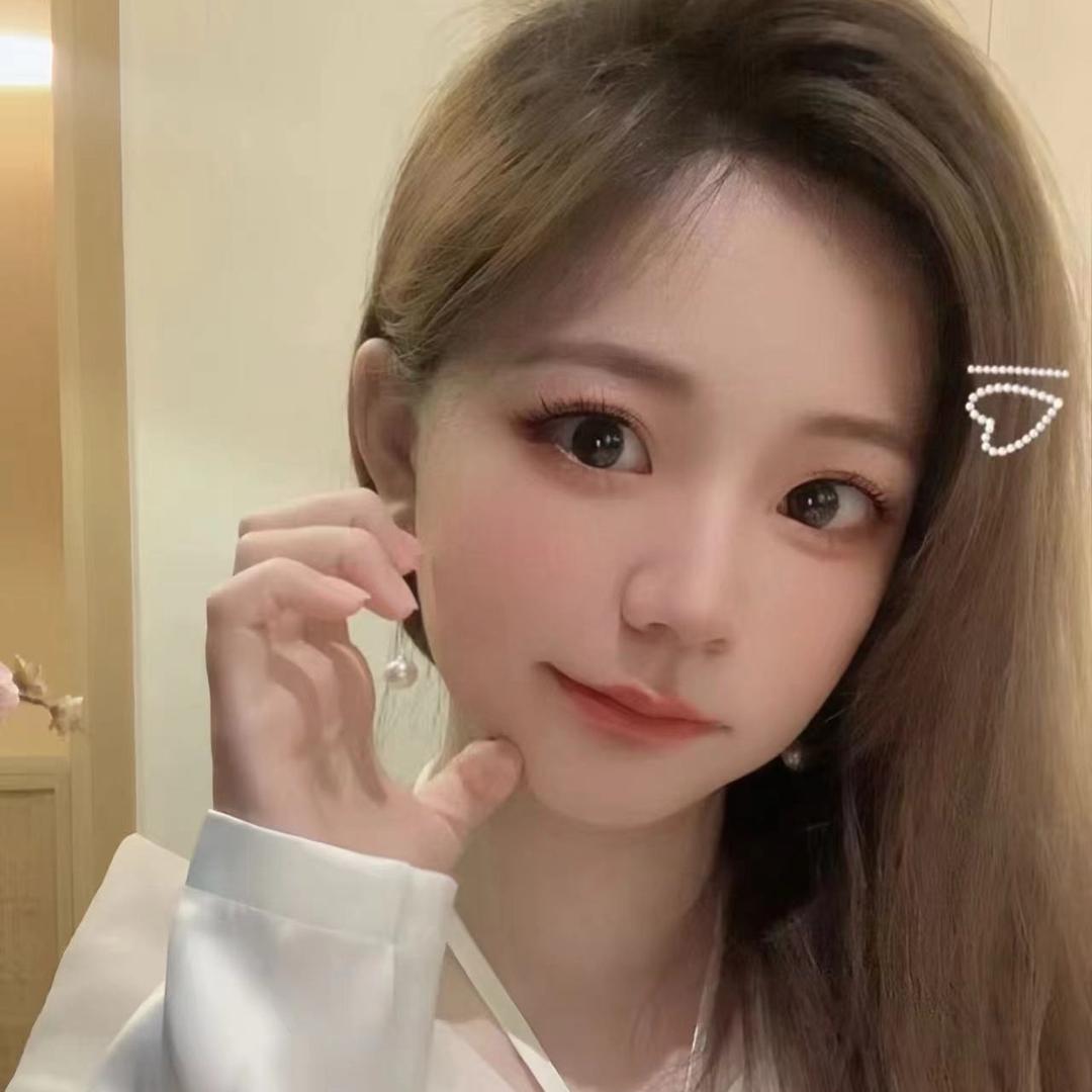 王心心😋