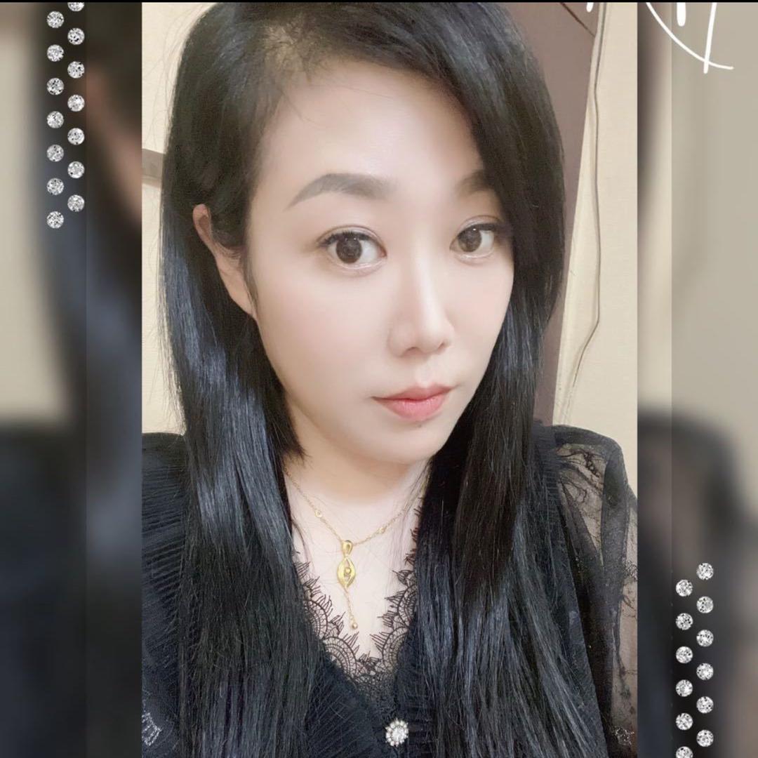 老北京土锅羊蝎子老板娘