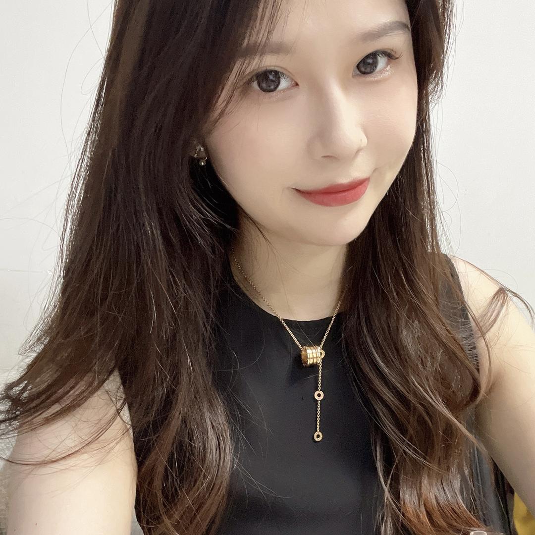 就是小丁呀_