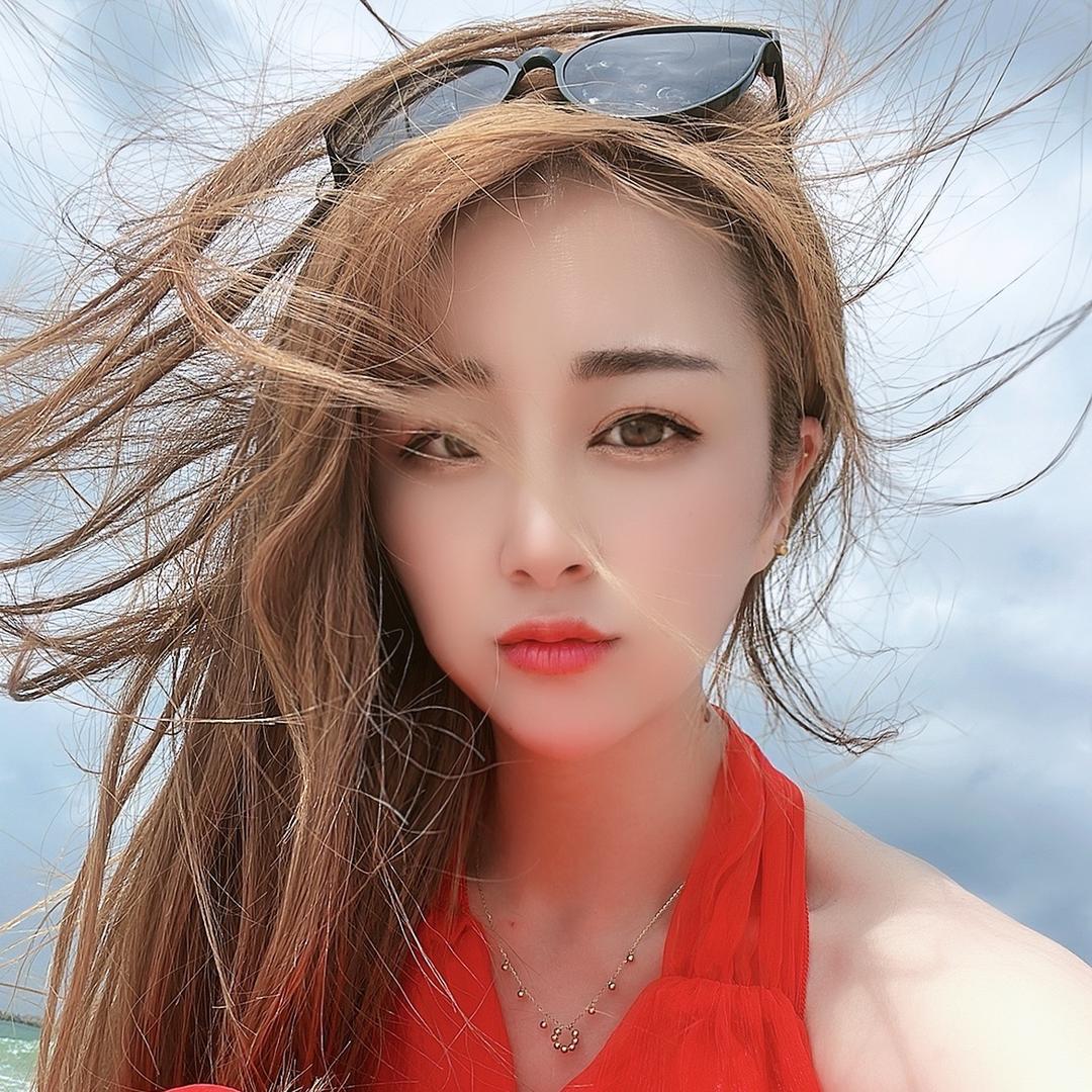 龙希尔