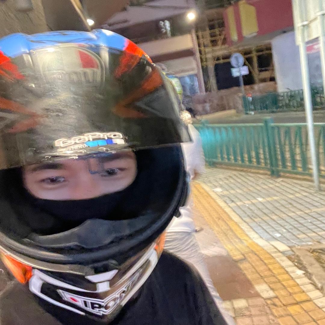 俾车玩的坚坚