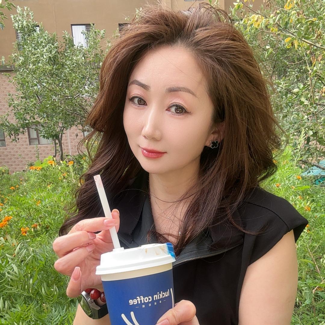 韩韩美妆小店个体店