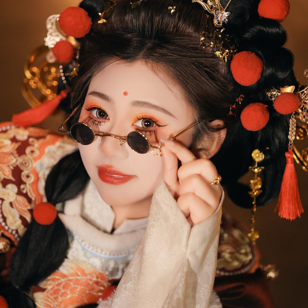 ꪖꪑ᥇ⅈtⅈꪮꪀ"
