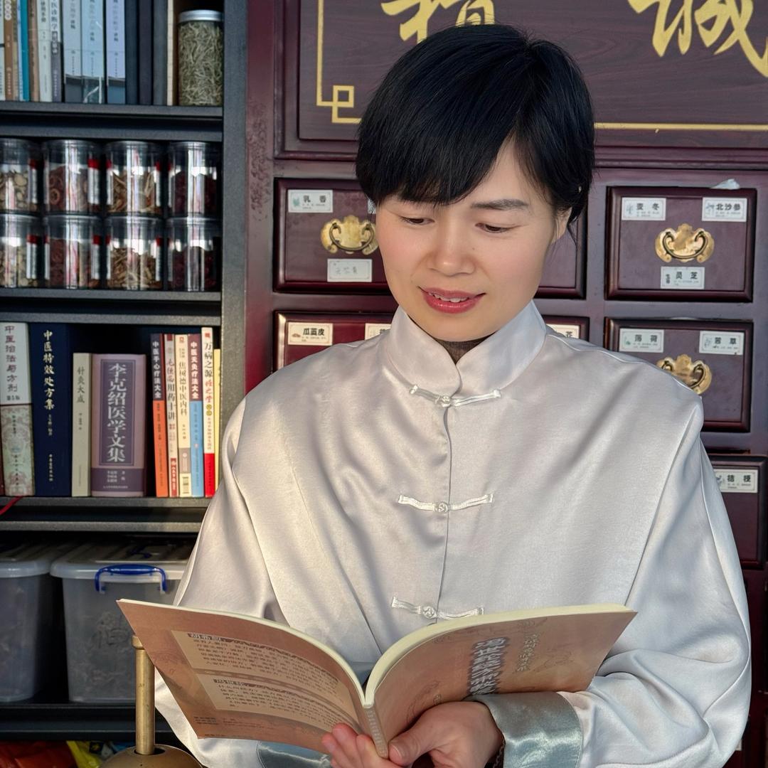 师姐陈自然