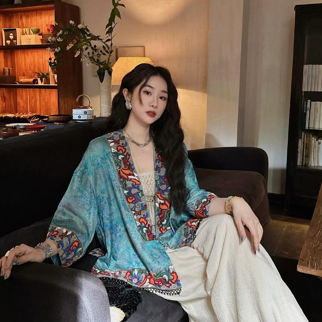 三吉黑花（穿搭甄选）