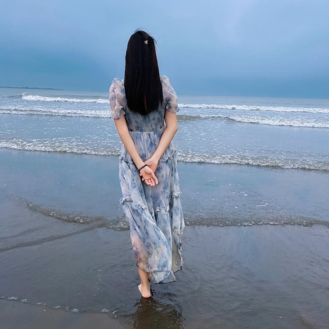 梅…