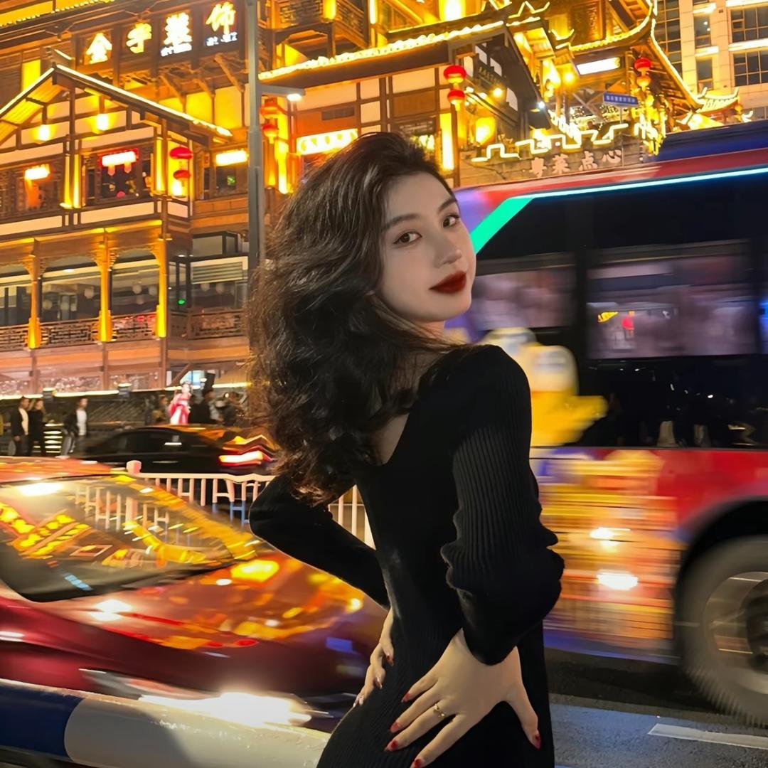 重庆旅游推荐官-丽丽